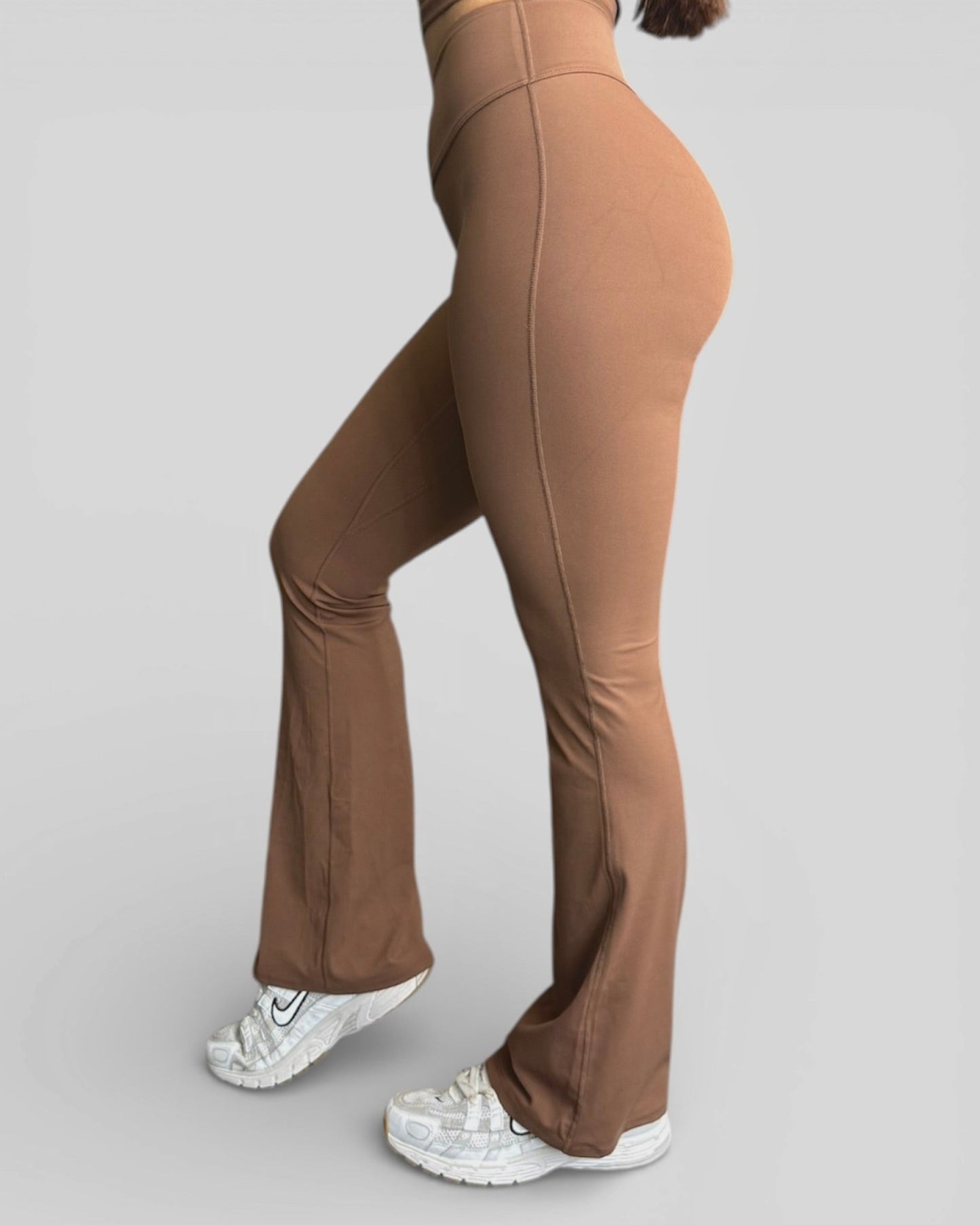 LEGGING FLARE MARRÓN